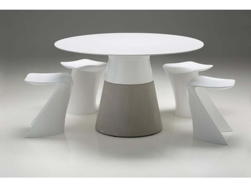 Marpietra Round Dining Table - Multiple Sizes - Image 3